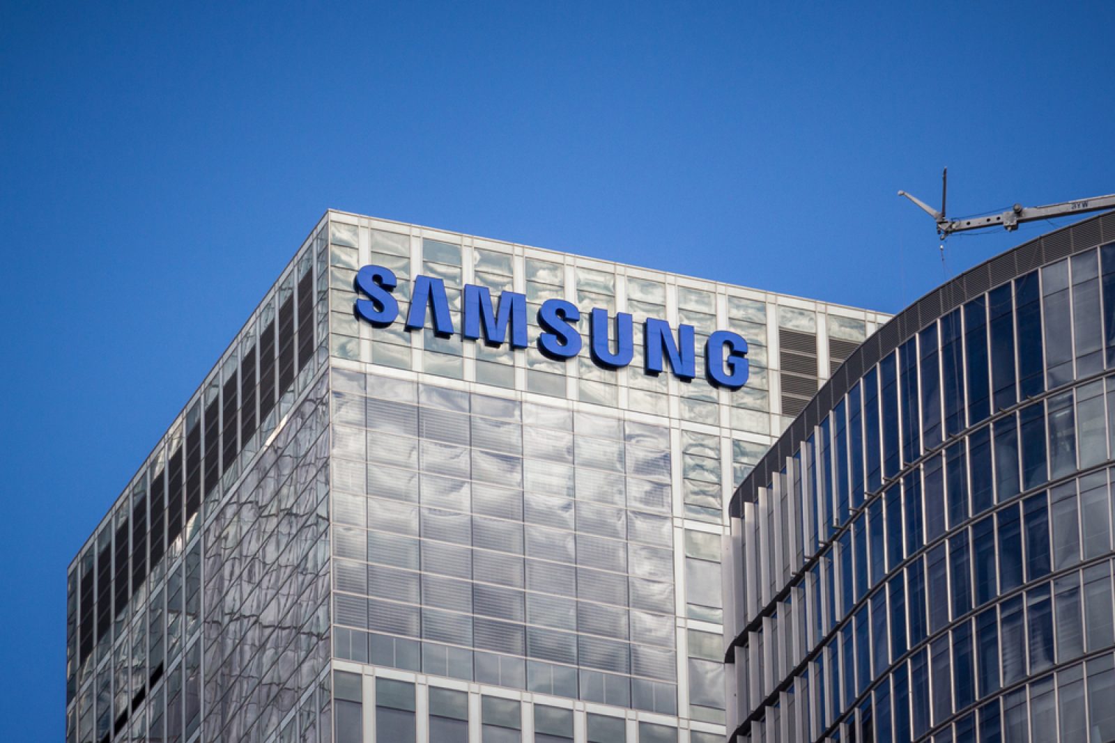 Samsung Enters Emergency Mode with 6-Day Work Week for Executives